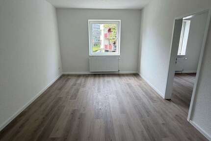 Wohnung Duisburg Duisburg-Mitte - 2 Zimmer, 78 m&sup2;, 560&euro; | Angebot:27056791
