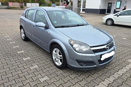 Opel Astra 187.000 km 2.599 € Hattingen 45529