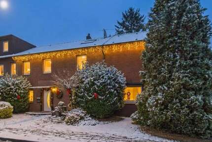 Haus zum Kaufen in Duisburg 634.900 € 192.5 m² 6 zimmer