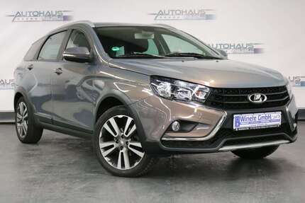 Lada Vesta 49.000 km 12.490 &euro; Duisburg 47057