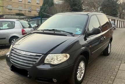 Chrysler Grand Voyager 197.000 km 2.500 &euro; Essen 45143