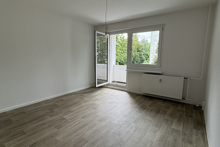 Wohnung zum Mieten in Chemnitz 300 € 56.29 m²