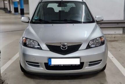 Mazda 2 150.000 km 3.200 &euro; Essen 45138