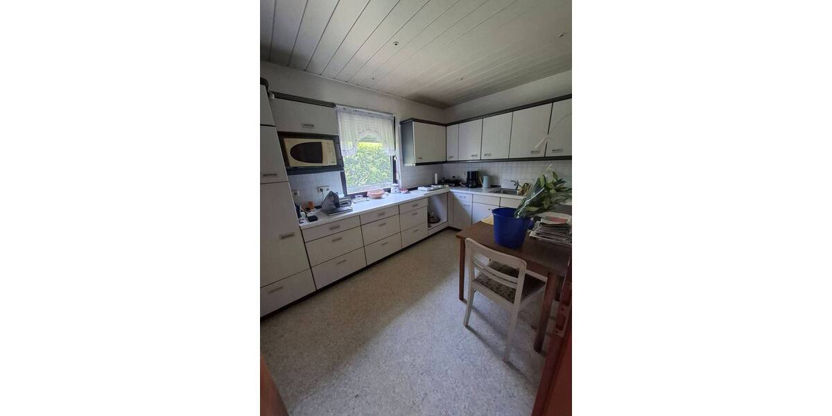 Freistehendes Ein-Zweifamilienhaus mit Garten, Sauna und Kellerbar in ruhiger Sackgasse in Moers-Kapellen zimmer