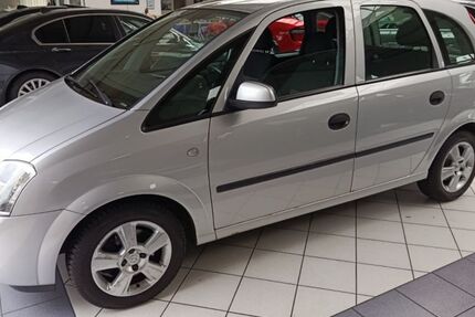 Opel Meriva 124.000 km 3.790 &euro; Recklinghausen 45659