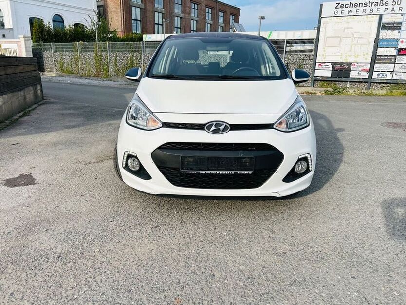 i10