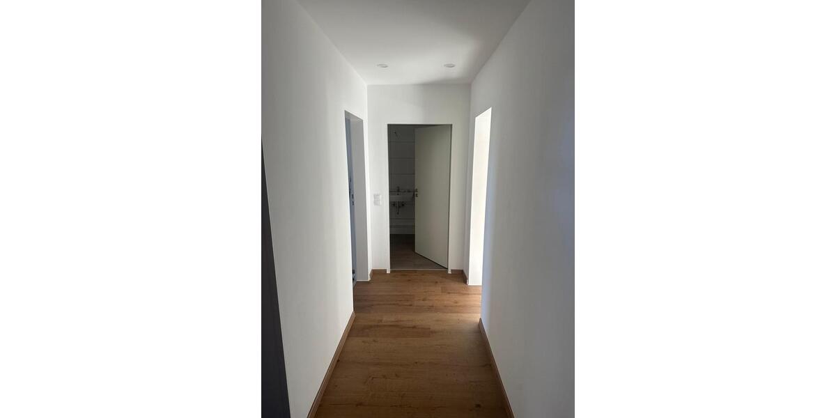 Helle 3,5-Zimmer Erdgeschosswohnung – kernsaniert – ab 01.02.2026 3.5 zimmer