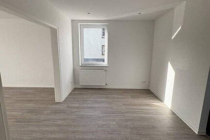 Wohnung Hattingen Winz - 3 Zimmer, 58 m&sup2;, 667&euro; | Angebot:26023389