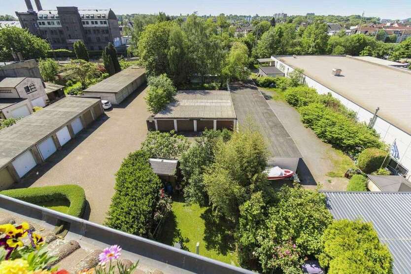 Wohnung zum Kaufen in Mülheim an der Ruhr 230.000 € 142 m²