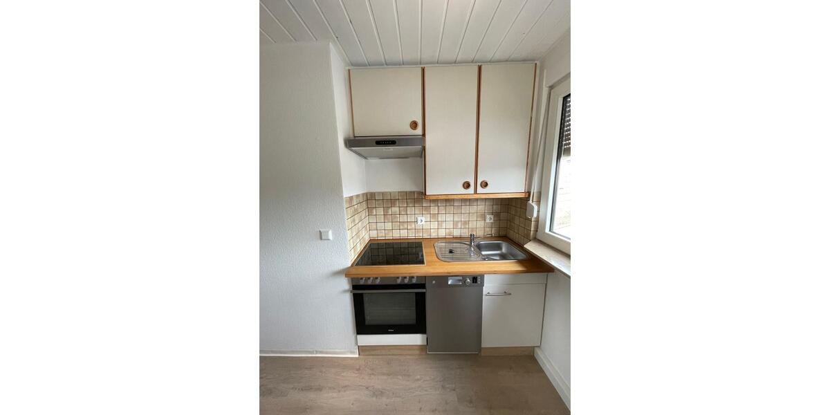 Dachgeschoßwohnung Essen Stadtbezirk VII - 2 Zimmer, 62 m&sup2;, 600&euro; | Angebot:26350508