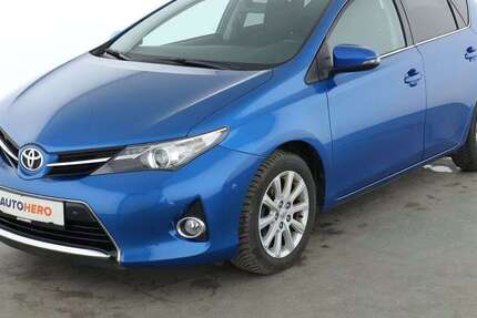 Toyota Auris 108.545 km 10.700 &euro; Essen 45141