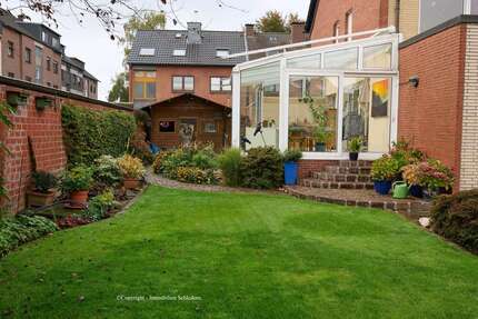 Haus zum Kaufen in Oberhausen 599.000 € 265 m² 8 zimmer