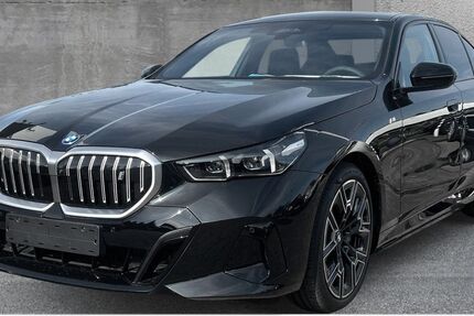 BMW i5 9.999 km 59.999 &euro; Recklinghausen 45659