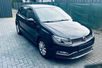 VW Polo 67.872 km 8.699 &euro; Essen 45355