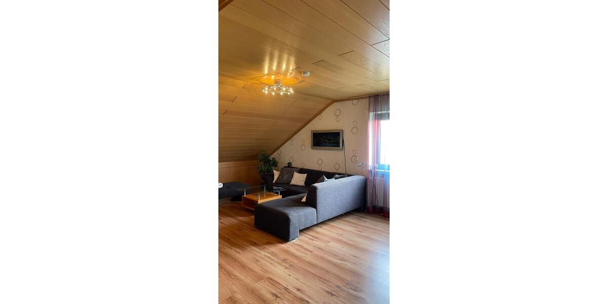 Dachgeschoßwohnung Raesfeld - 3 Zimmer, 85 m&sup2;, 995&euro; | Angebot:27543351