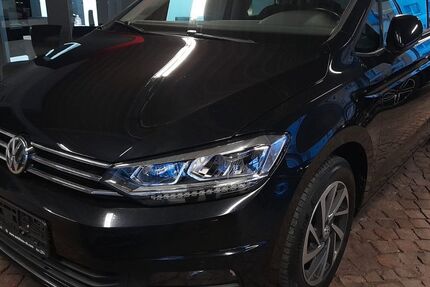 VW Touran 63.820 km 16.700 &euro; Gelsenkirchen 45888
