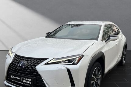 Lexus UX 43.949 km 25.490 &euro; Wesel 46485