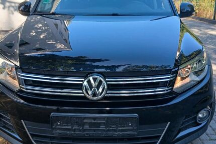 VW Tiguan 77.000 km 9.500 &euro; Bochum 44805