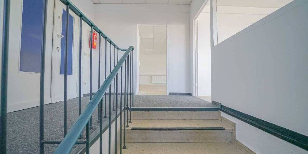 Gewerbeobjekt Ratingen West - 2 Zimmer, 145 m&sup2;, 1.230&euro; | Angebot:26858839