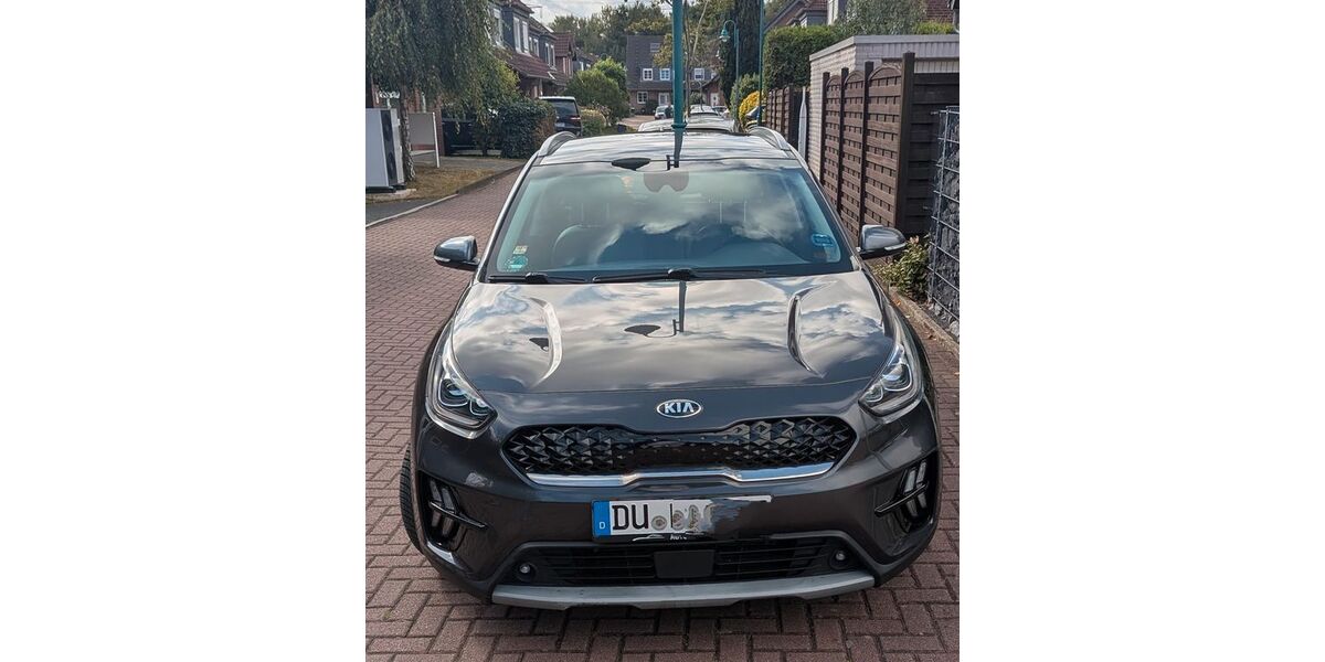 Kia Niro 93.000 km 17.900 € Duisburg 47259