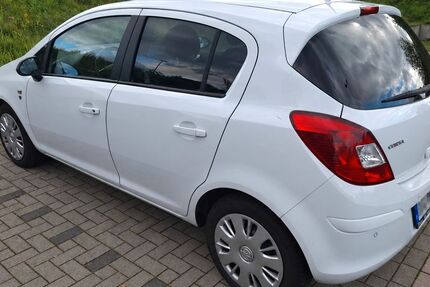 Opel Corsa 205.747 km 1.300 &euro; BOCHUM 44805