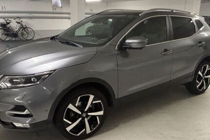 Nissan Qashqai 105.300 km 11.999 &euro; Dinslaken 46535