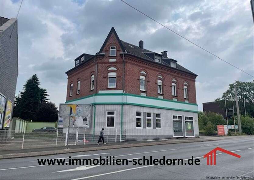 Haus zum Kaufen in Oberhausen 849.000 € 440 m²