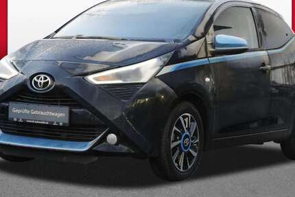 Toyota Aygo 37.700 km 9.989 &euro; Bochum 44807