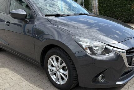 Mazda 2 59.000 km 11.990 &euro; Oer-Erkenschwick 45739