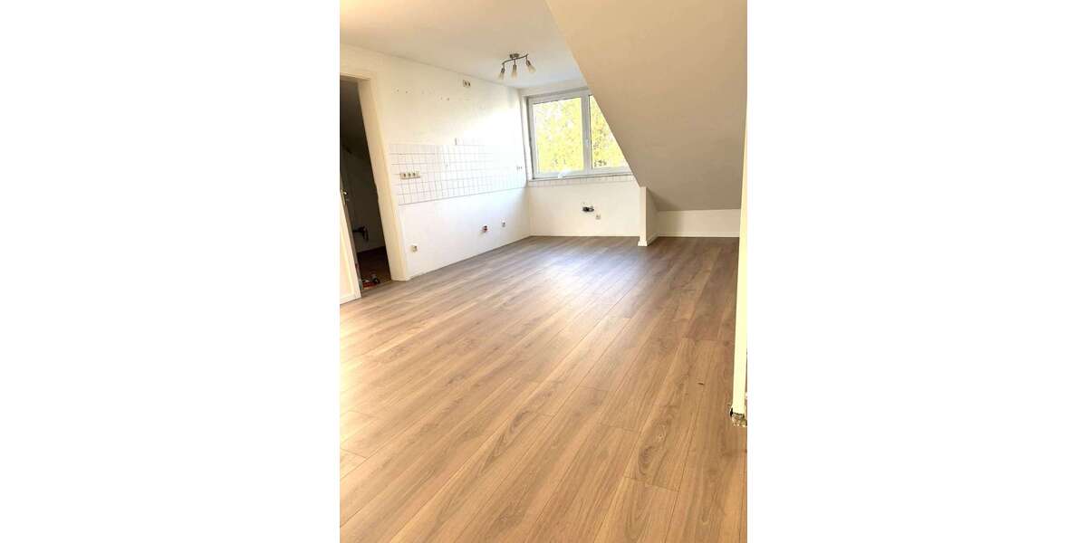 Etagenwohnung Duisburg Rheinhausen - 3 Zimmer, 80 m&sup2;, 660&euro; | Angebot:26089293