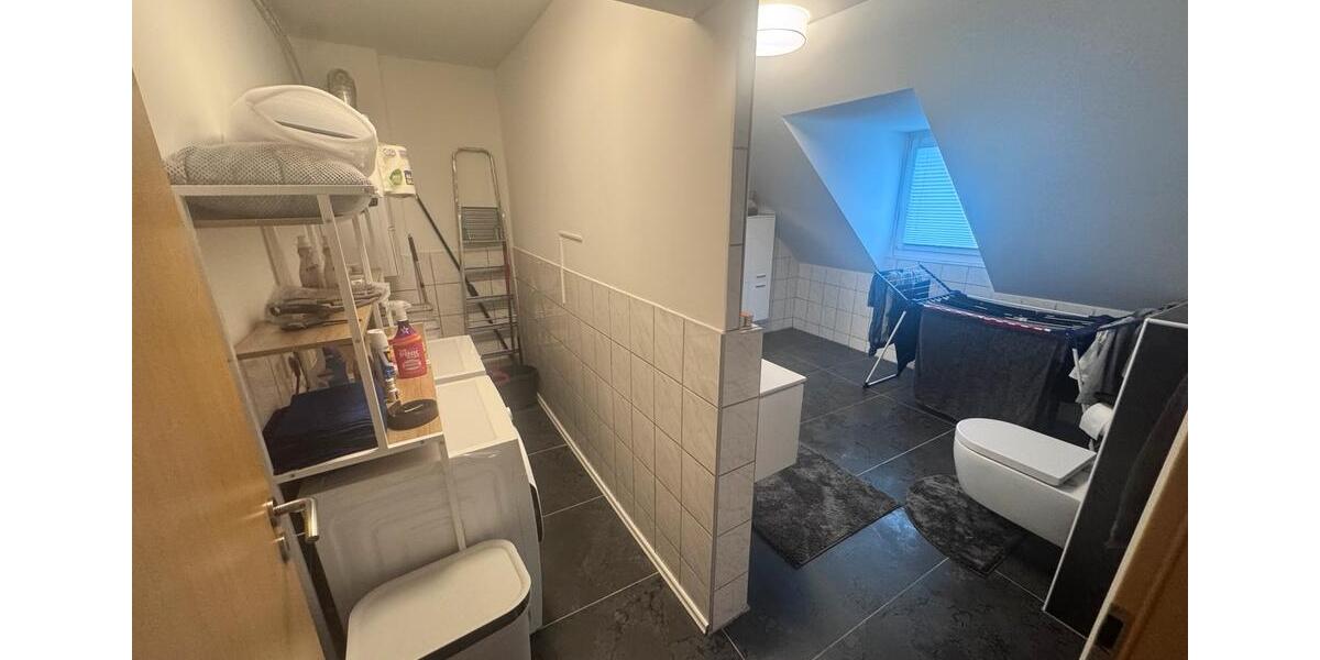 Dachgeschoßwohnung Gelsenkirchen Gelsenkirchen-West - 1 Zimmer, 70 m&sup2;, 120.000&euro; | Angebot:24751825