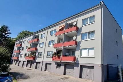 Modernisierte, helle 3-Zimmer, Küche, Diele, Bad, Balkon