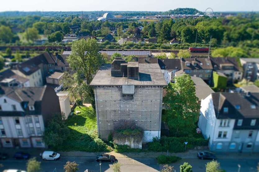 Grundstück zu verkaufen in Oberhausen 495.000 € 911 m²