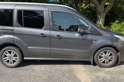 Ford Tourneo Connect 87.000 km 19.000 &euro; Moers 47447