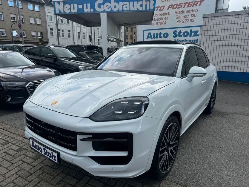 Porsche Cayenne 17.107 km 91.900 € Oberhausen 46045