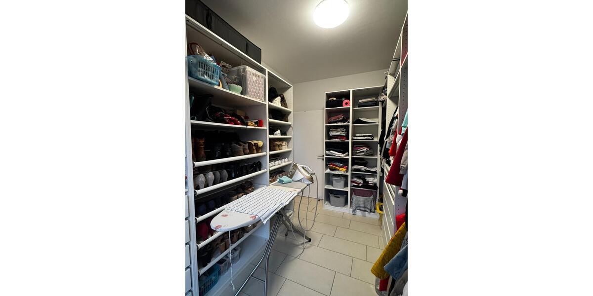 Etagenwohnung Gladbeck Alt-Rentfort - 3 Zimmer, 126 m&sup2;, 1.515&euro; | Angebot:24419985