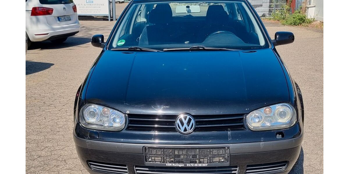 VW Golf 215.700 km 2.390 &euro; Ratingen 40880