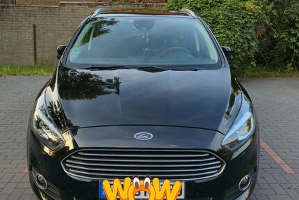 Ford S-Max 116.000 km 18.900 € Duisburg 47167