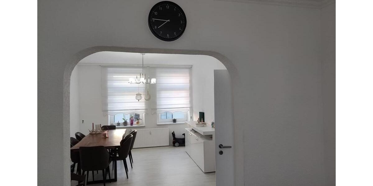 Etagenwohnung Gelsenkirchen Resse - 5 Zimmer, 135 m&sup2;, 1.300&euro; | Angebot:27621941