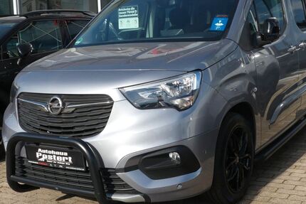 Opel Combo 76.400 km 18.980 &euro; Oberhausen 46147
