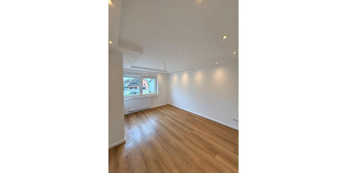 Etagenwohnung Moers Rheinkamp - 3 Zimmer, 79 m&sup2;, 1.550&euro; | Angebot:27619547