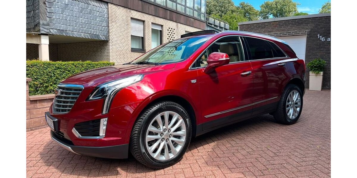 Cadillac XT5 96.000 km 18.900 &euro; Duisburg 47167