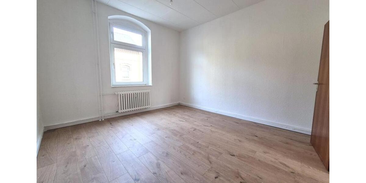 Etagenwohnung Duisburg Hamborn - 4 Zimmer, 94 m&sup2;, 655&euro; | Angebot:26300948