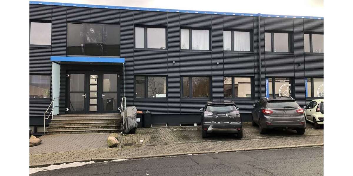 Halle in Velbert 1.150 € 148 m² zimmer