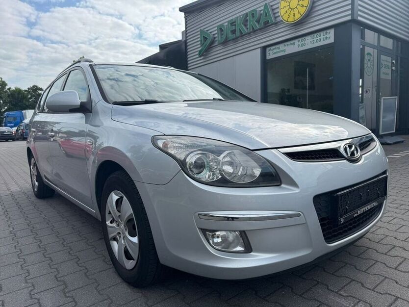 i30