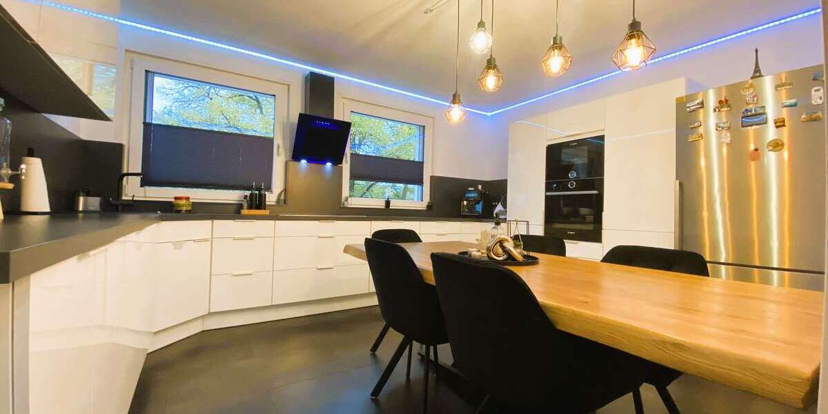 Wohnung zum Kaufen in Oberhausen 249.000 € 99.68 m² 4 zimmer