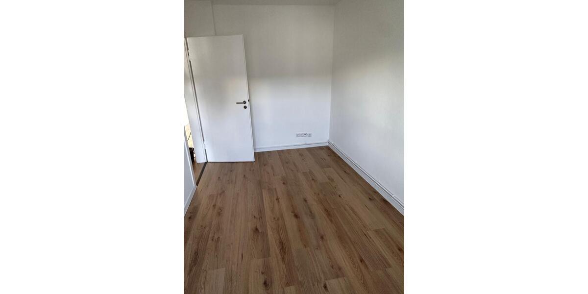 Etagenwohnung Mülheim an der Ruhr Broich - 2.5 Zimmer, 49 m&sup2;, 575&euro; | Angebot:26397819