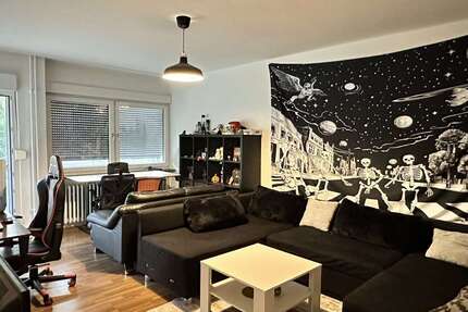 Wohnung Duisburg Mittelmeiderich - 3 Zimmer, 65 m&sup2;, 400&euro; | Angebot:26926723