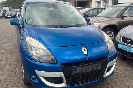 Renault Scenic 233.121 km 1.999 &euro; Essen 45326
