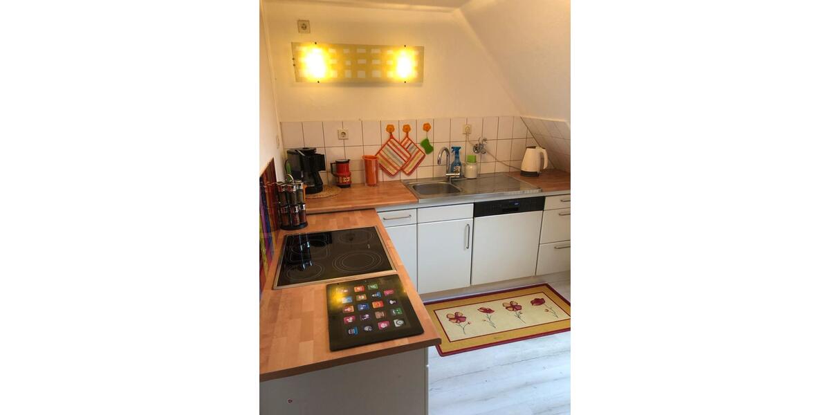 Dachgeschoßwohnung Dinslaken Lohberg - 2.5 Zimmer, 33 m&sup2;, 950&euro; | Angebot:24842447